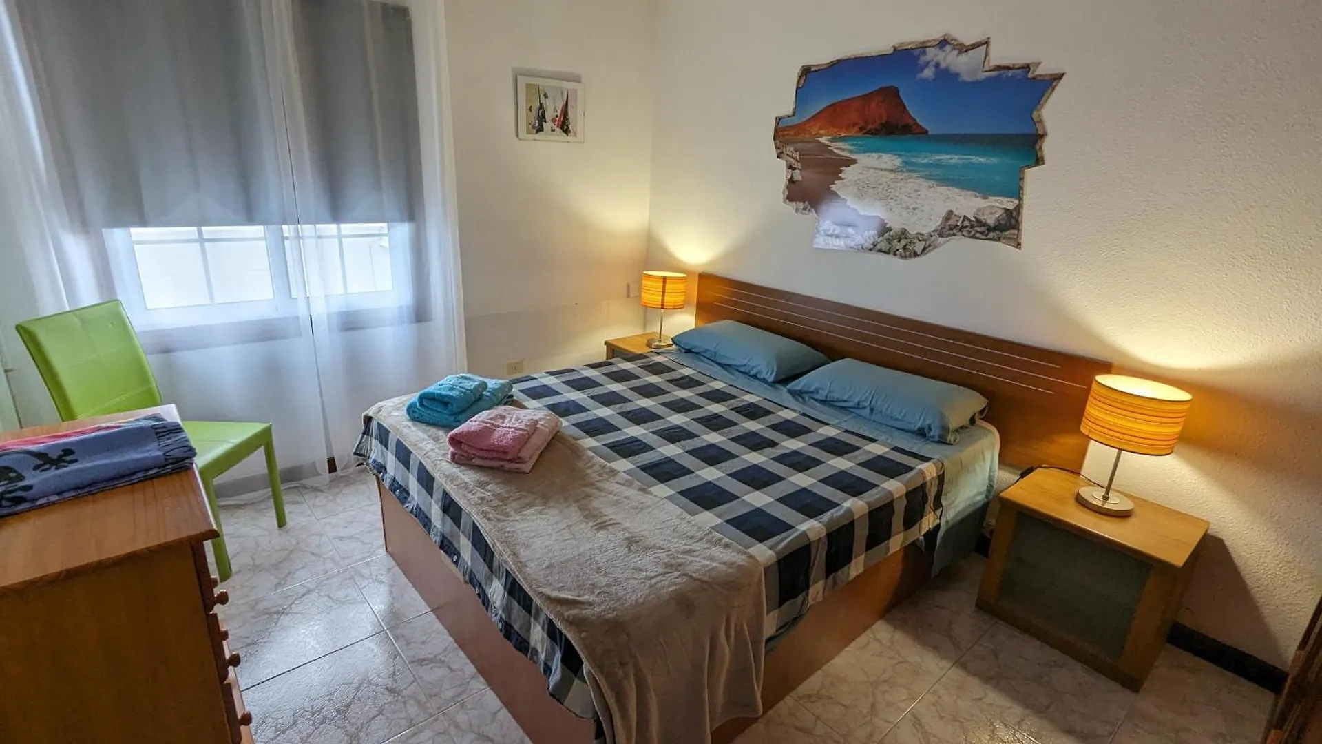 La Casa Del Sol, Abades Villa